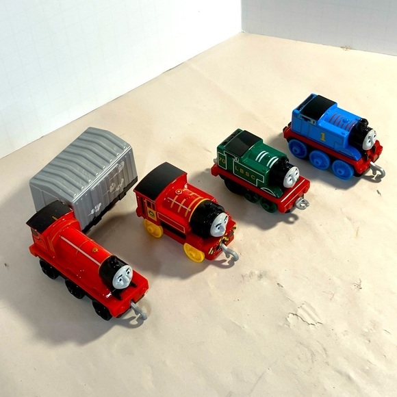 Four Thomas Engines and a Box Car - Picture 2 of 10